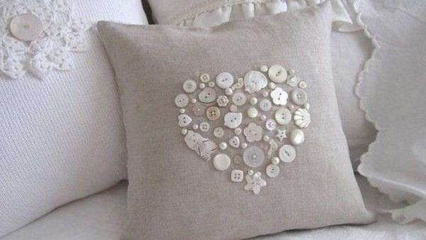 how-to-build-a-beautiful-do-it-yourself-pillow