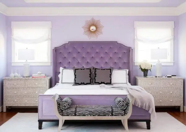 Bedroom lilac walls