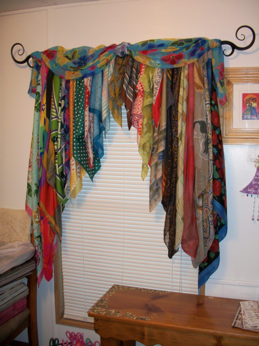 embellish-wardrobe-scarf