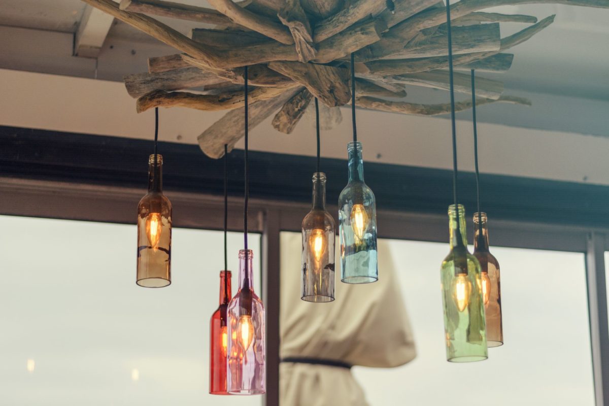 recycle-bottles-glass-chandelier