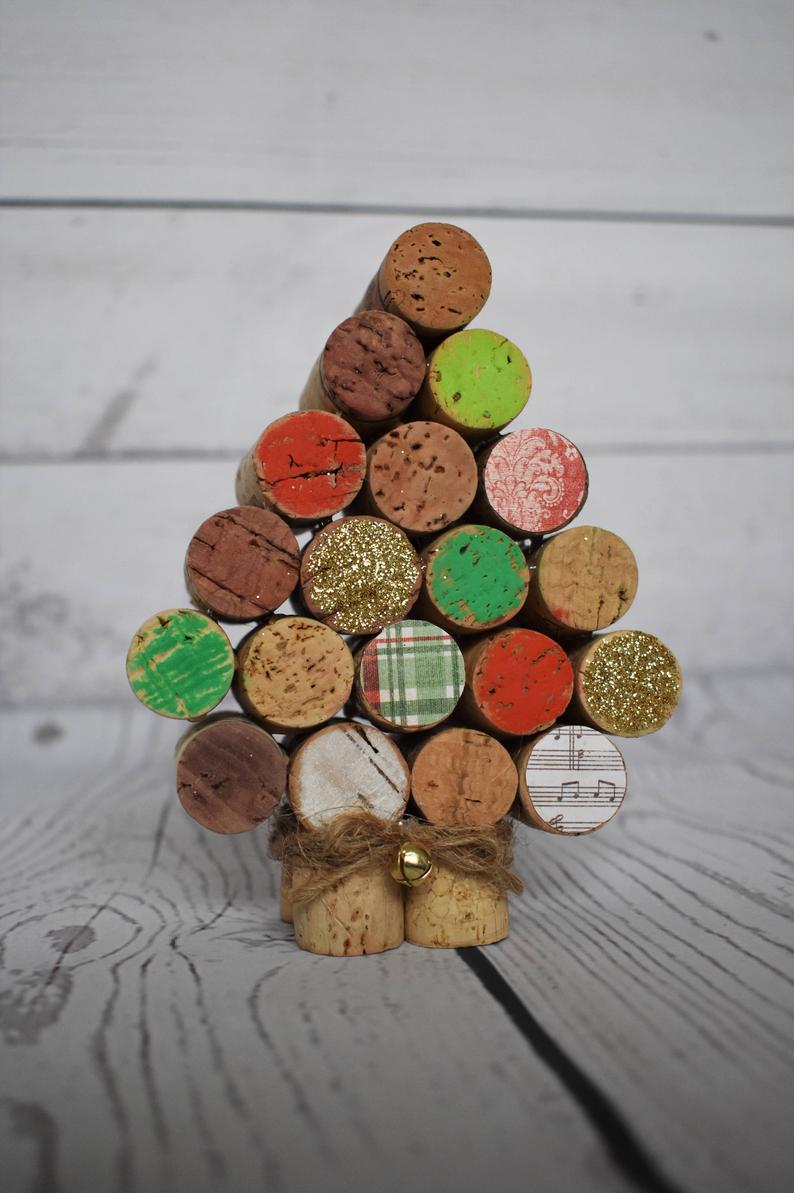 Christmas-decorations-corks-tree-colored