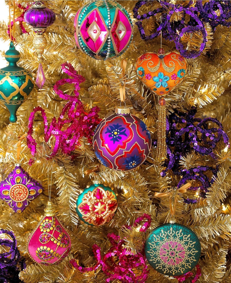 bohemian-christmas-decorations-balls