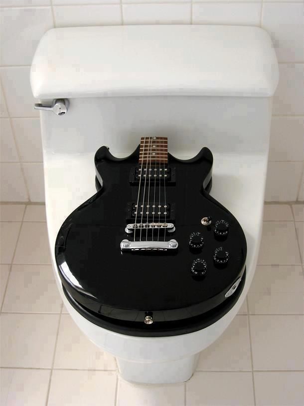 The toilet guitar