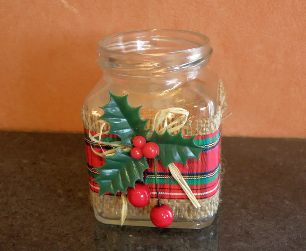 Christmas-decorations-glass-jars-candle holders