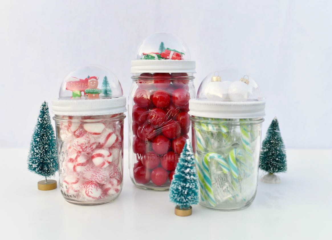 Christmas-decorations-glass-jars-sweets