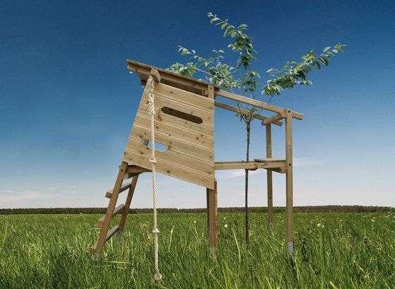 Tree House by De Breuyn