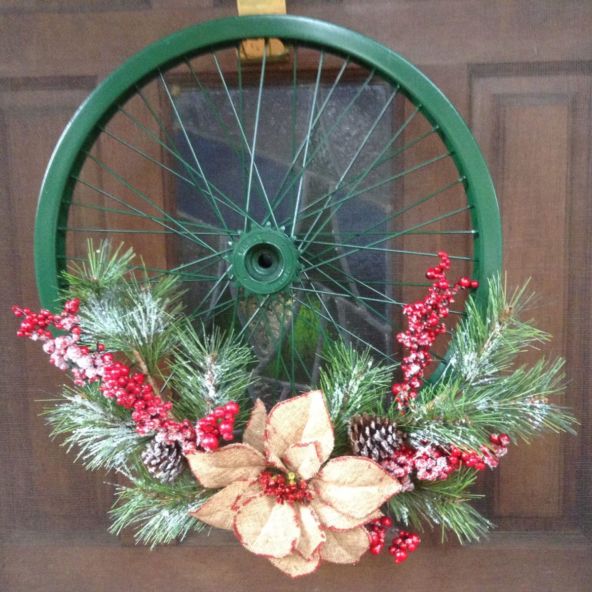 Christmas-decoration-bike-circle