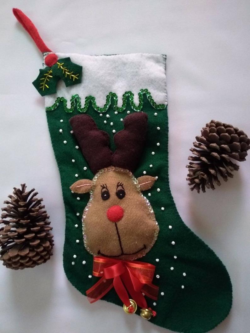 Christmas-decorations-felt-sock