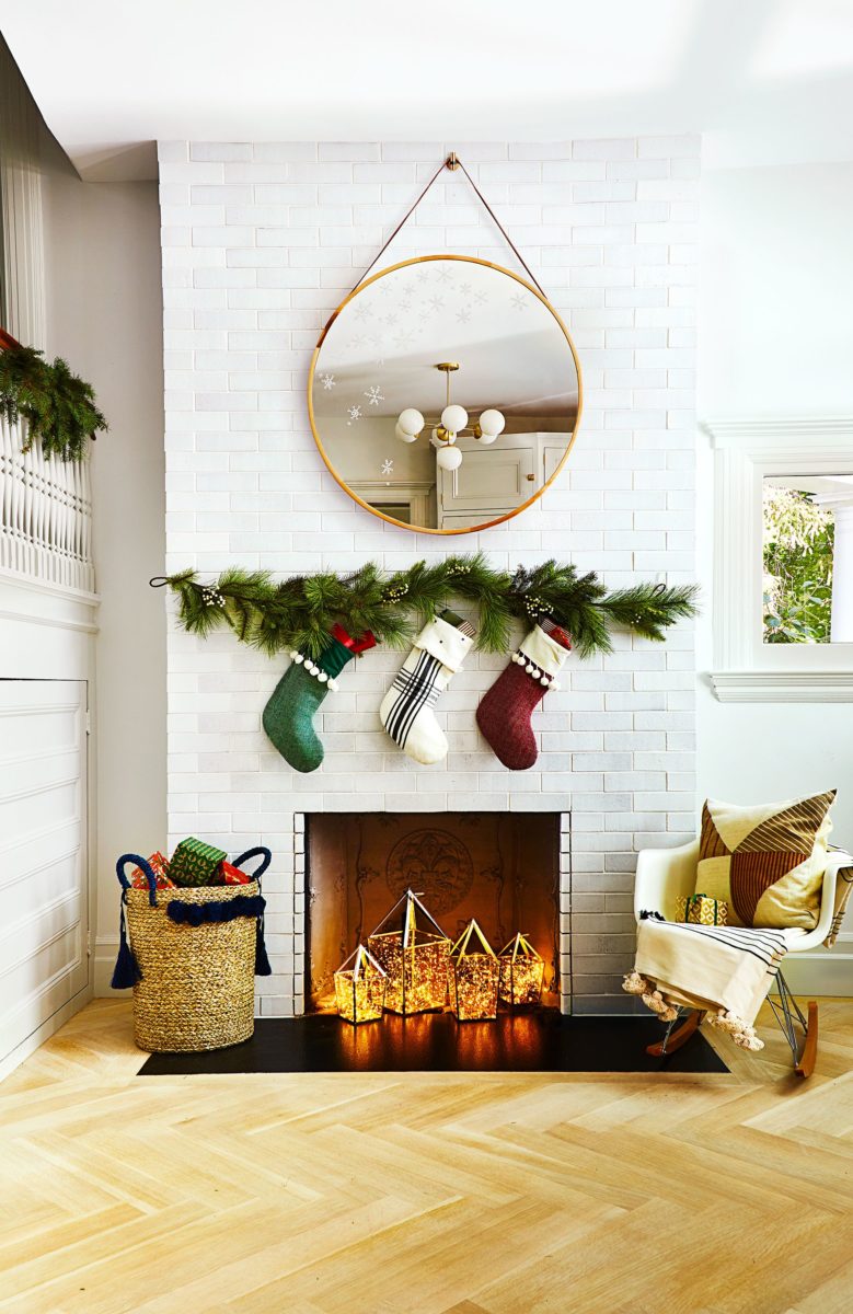 american-christmas-decorations-9