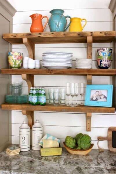 rustic-kitchen-shelves-in-wood-creative-corner