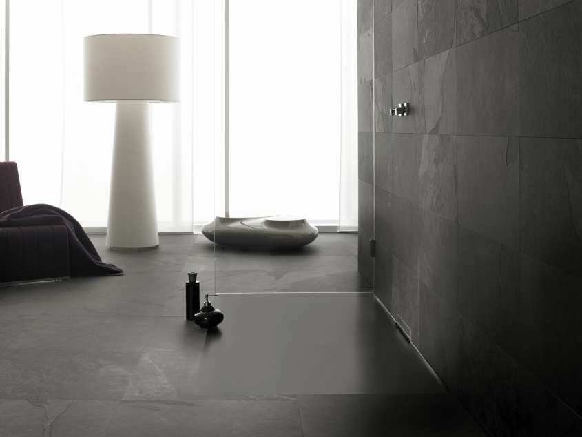 Floor-level shower tray by Kaldewei Italia