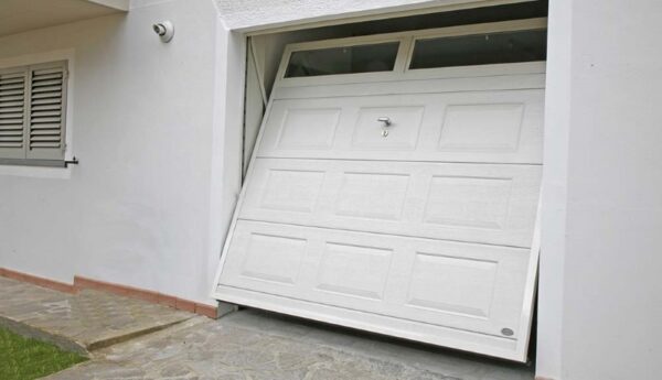 how-to-choose-the-garage-up-and-over-door-3