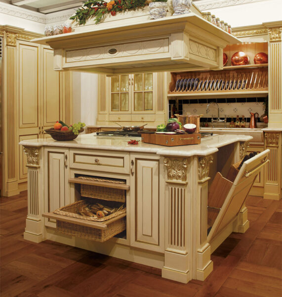 classic-kitchen-with-island-3