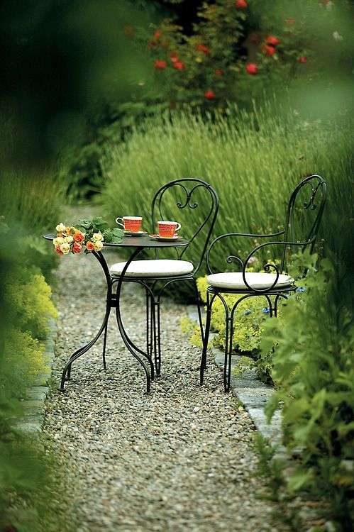 Coffee corner in the garden