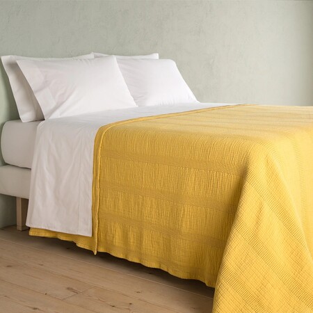 yellow quilt