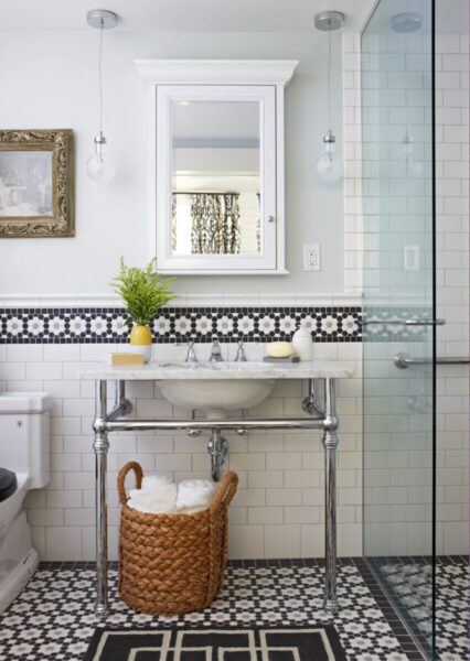 bathroom-very-small-white-tiles