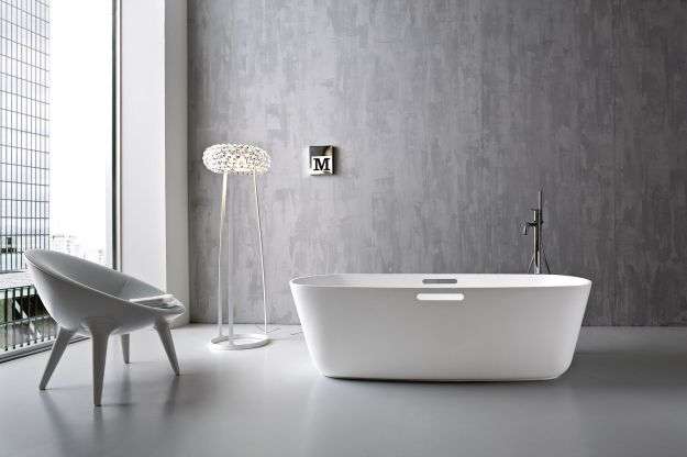 Mastell freestanding bathtub