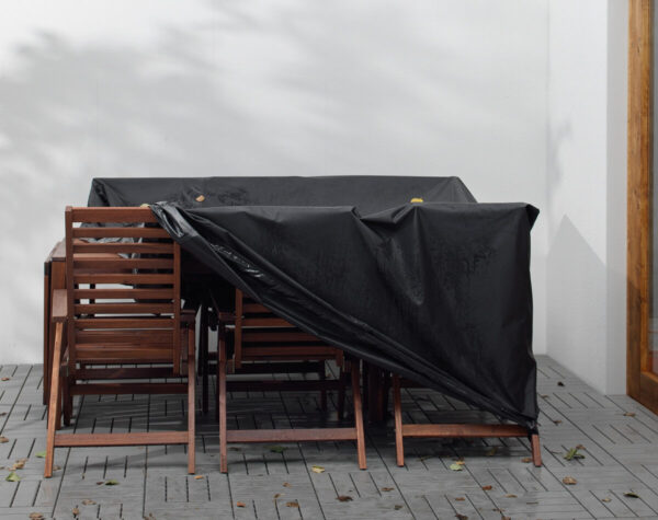 how-to-protect-garden-furniture-in-winter-4