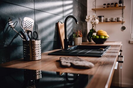 Kitchen cleaning