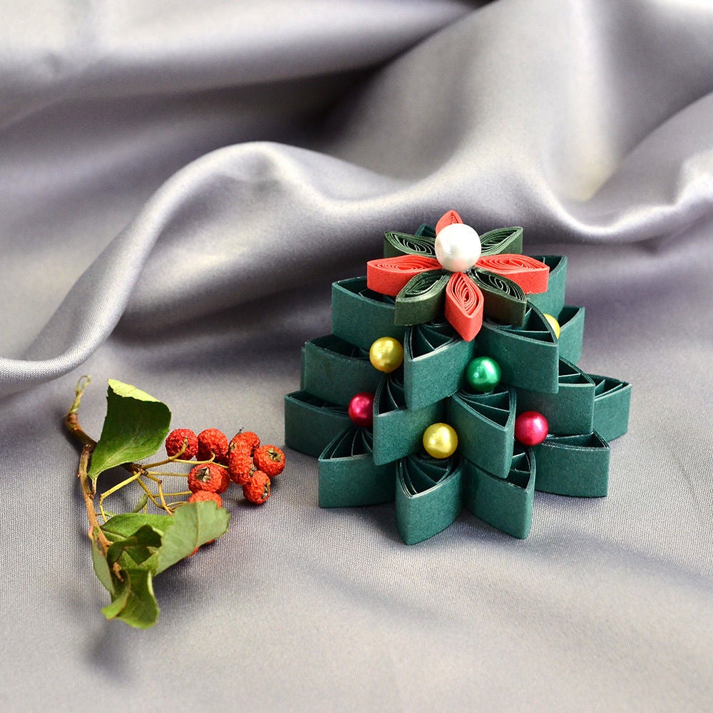 Christmas-decorations-paper-holes-table