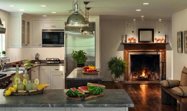 kitchen-with-fireplace-ideas