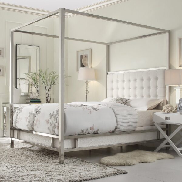 furnish-bedroom-with-canopy-bed-7