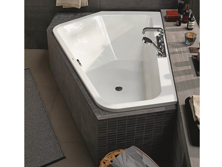 Bathtub with particular shapes