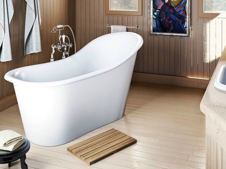 Freestanding bathtub