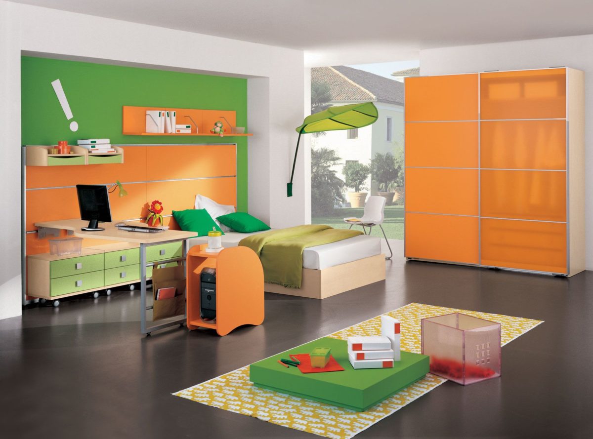 color-orange-house-18