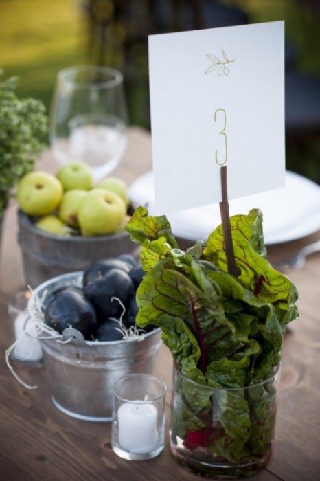 table-decorations-fruit-vegetables-28