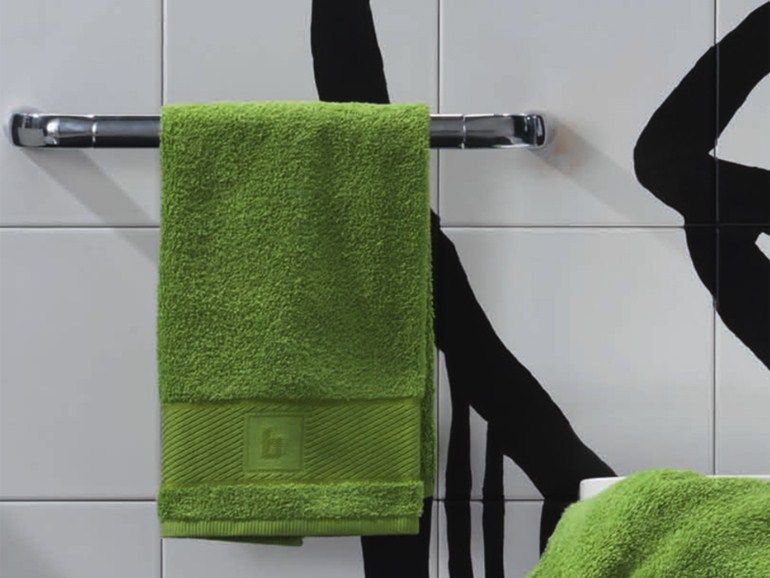 Wall towel holder