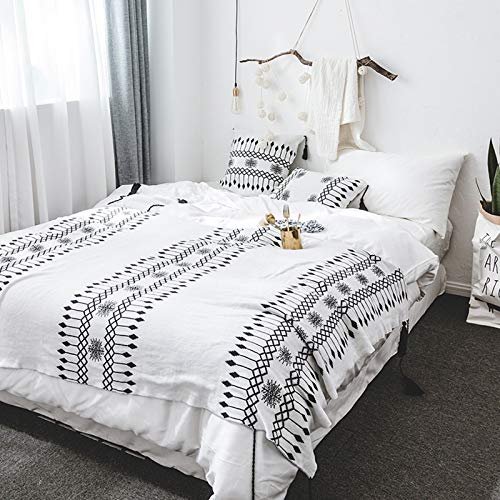 Knitting Home Blanket Soft Clothing Simple Style Black and White Tassel Nordic Blanket Suitable for Bedroom Sofa, Car Tent and Matching Pillowcase