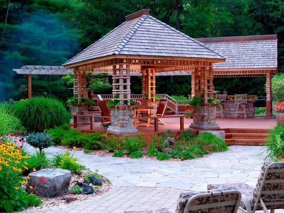 gazebo-with-planters-anchor