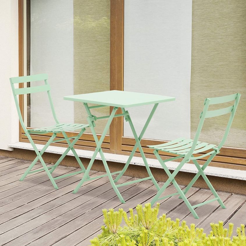 garden table and two chairs set