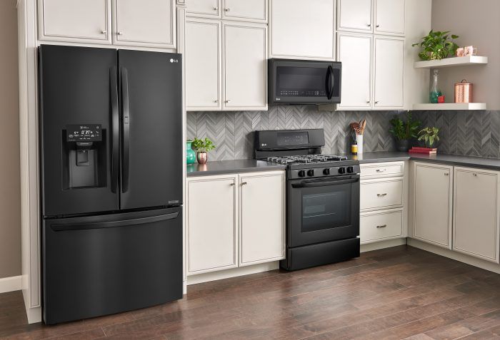 Are Black Appliances In Style 2020, Are Black Kitchen Appliances Out Of Style