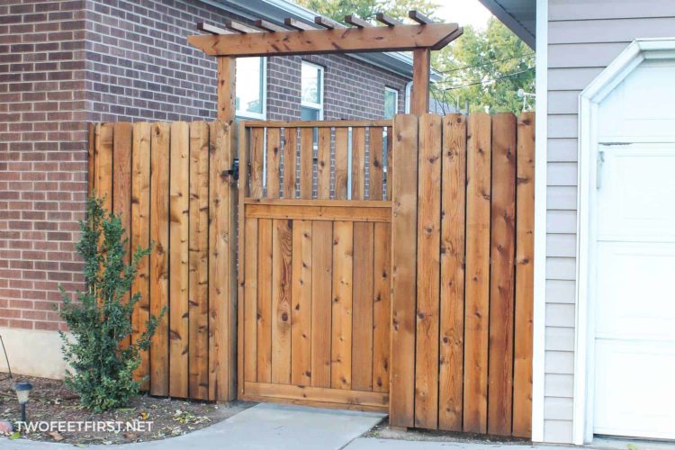 Can you build a pergola next to a fence