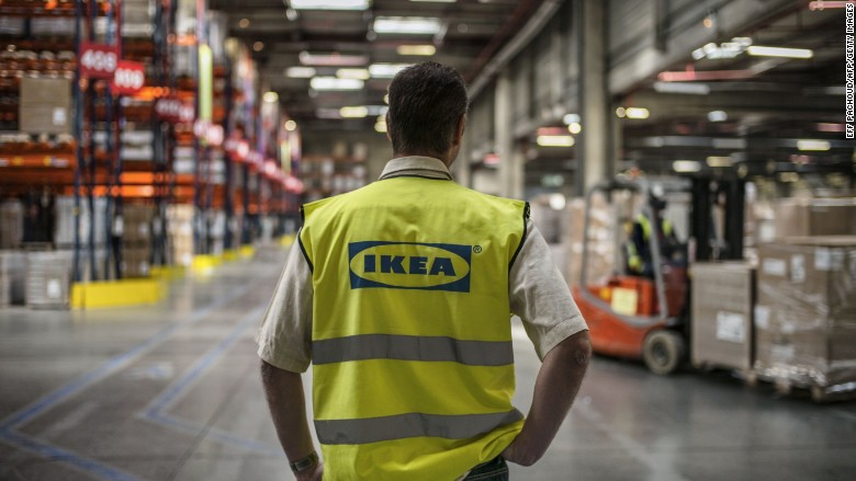 Does IKEA pay 15 an hour?