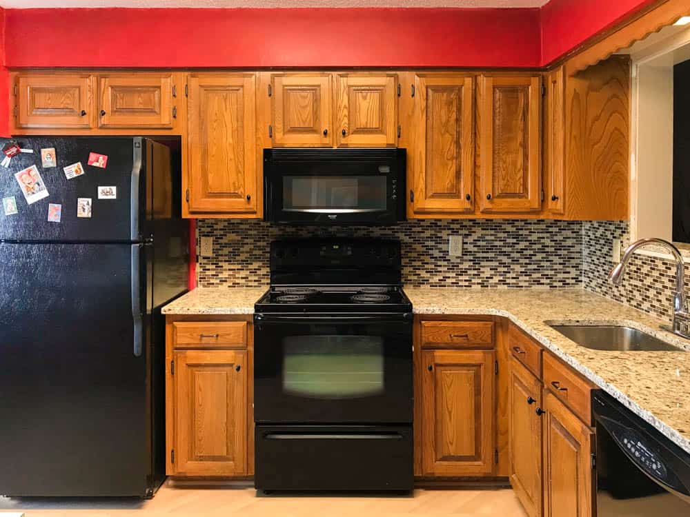 How Do You Make Outdated Cabinets Look New, Are Cherry Kitchen Cabinets Outdated
