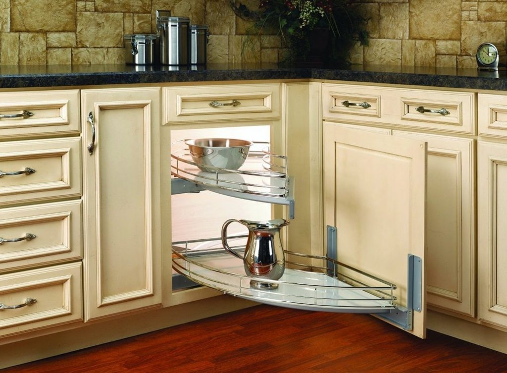 What Is The Best Way To Use Corner Kitchen Cabinets 2 1024x753 