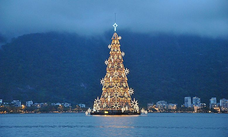 where-is-the-tallest-decorated-christmas-tree