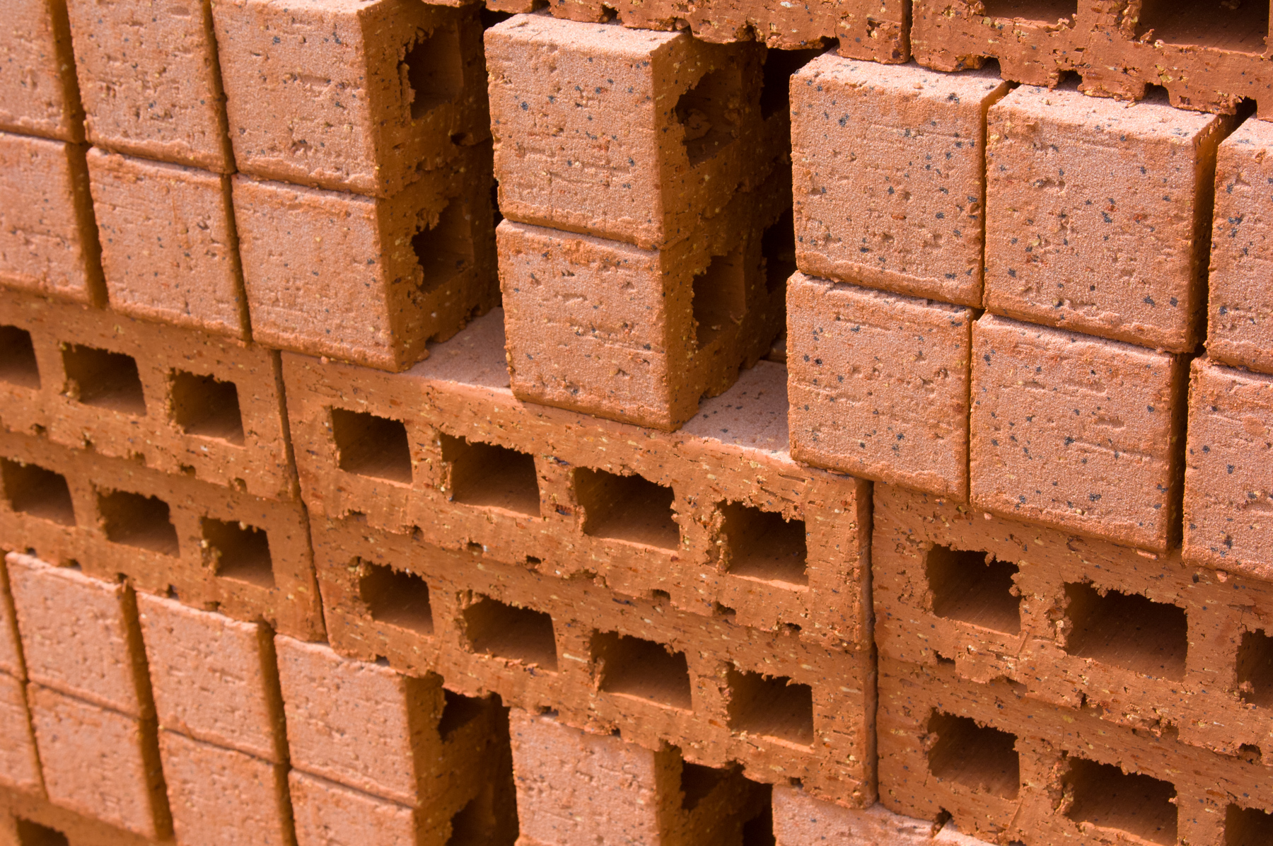 Density of a Brick: Density Ranges for Popular Brick Types