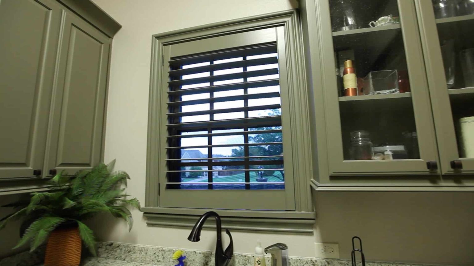 Are Shutters In Style 2021 1536x864 