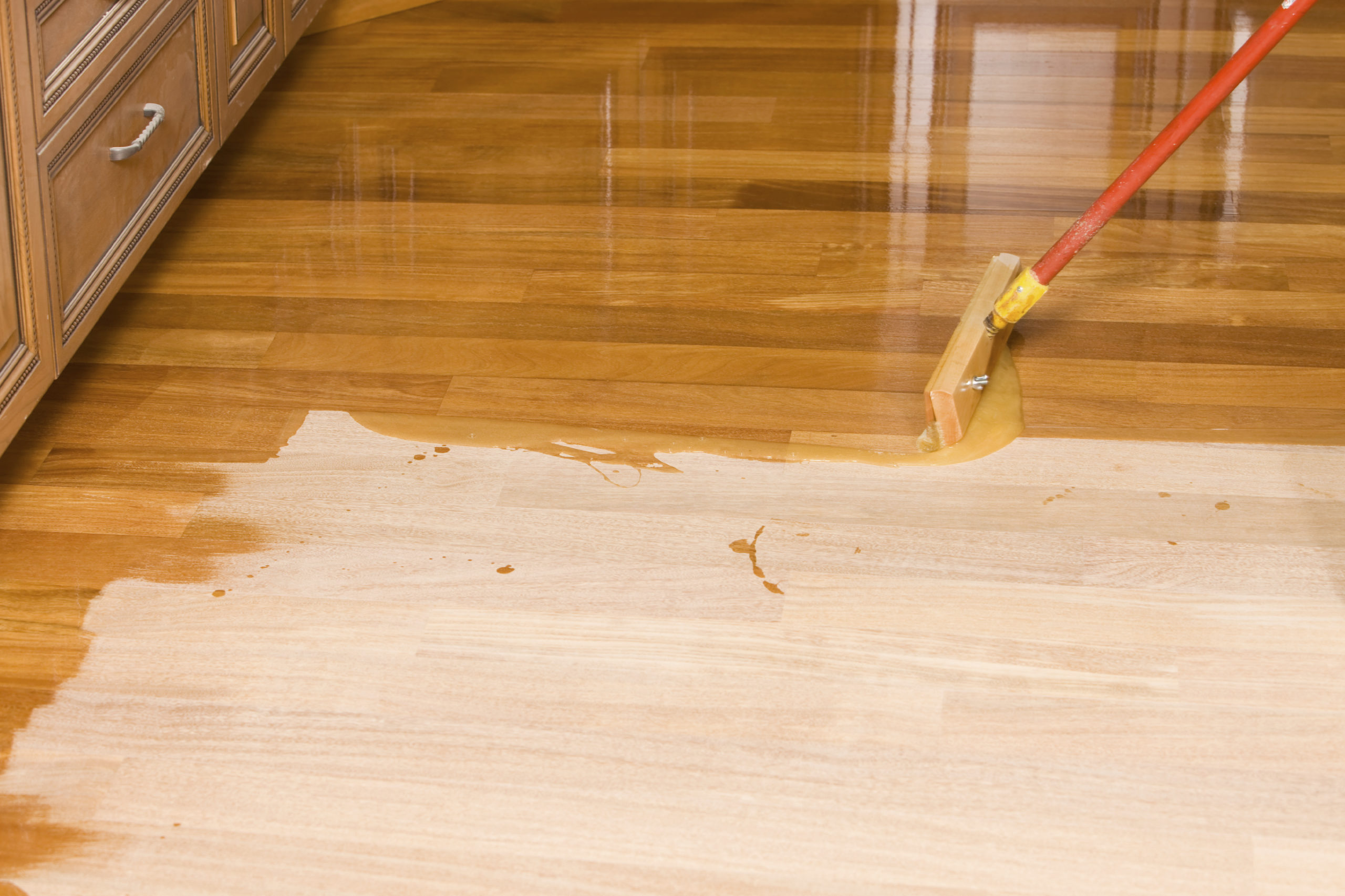 how-many-coats-of-polyurethane-should-you-put-on-hardwood-floors