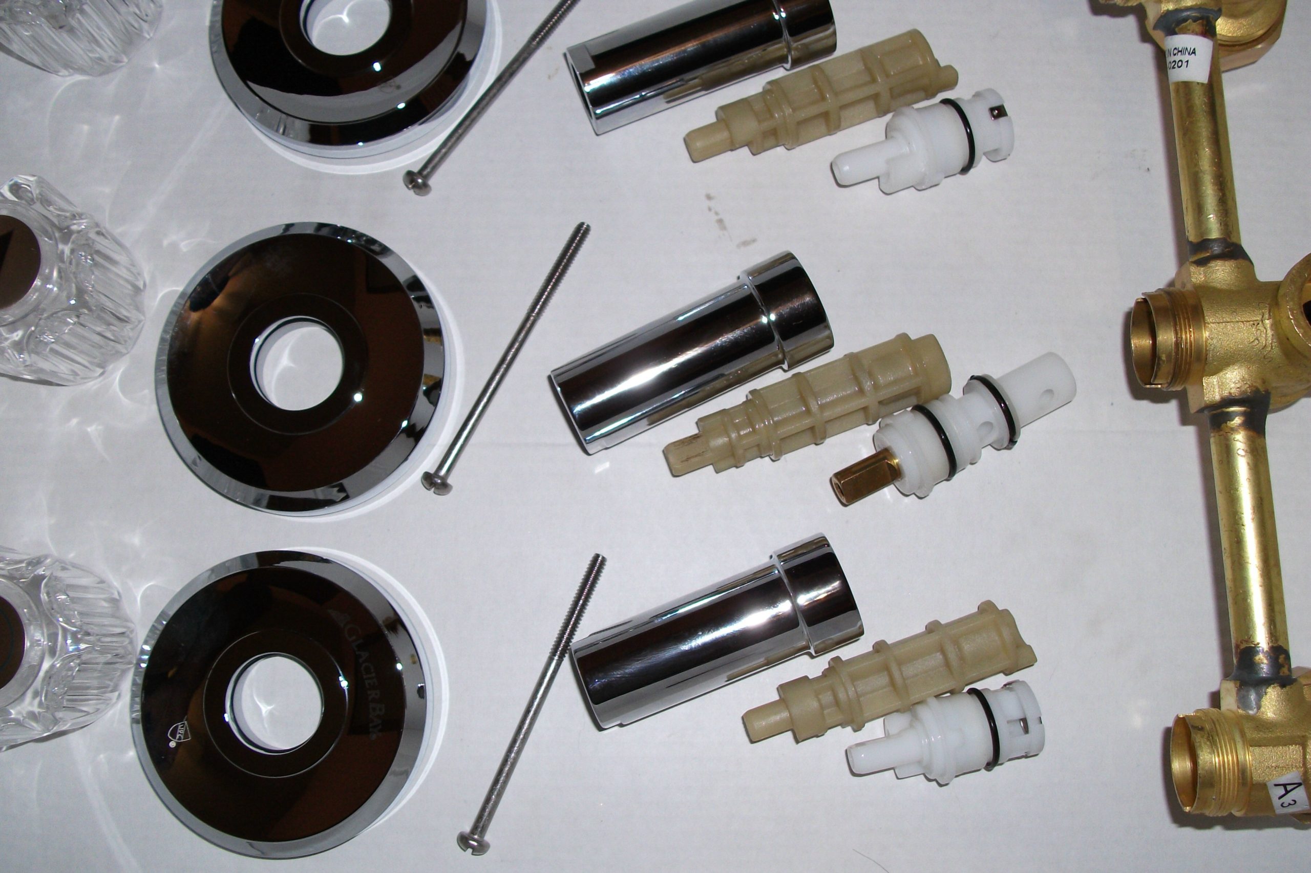 How do you replace a shower diverter valve?