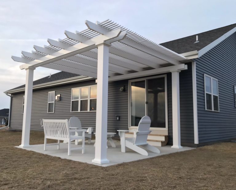 How much does it cost to build a pergola