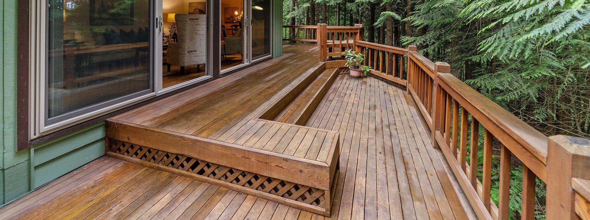 how-much-does-it-cost-to-build-a-deck-labor-and-material-interior