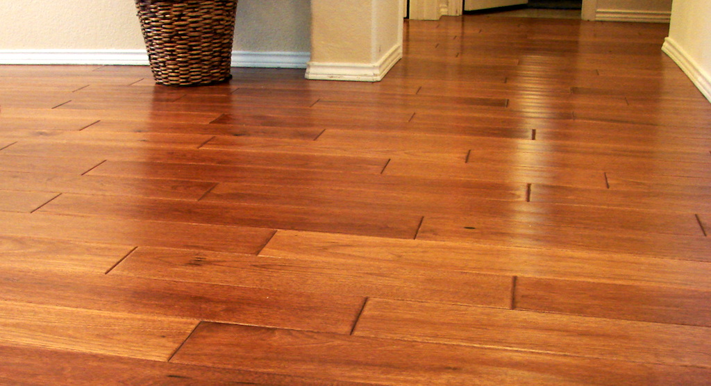 Best Time of Year to Buy Hardwood Flooring – When to Get the Best Deals