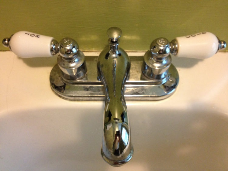 cost to replace faucet on kitchen sink in nj