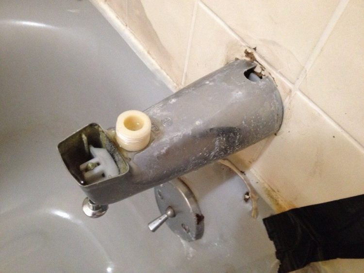 Is It Easy To Replace A Tub Spout 750x563 