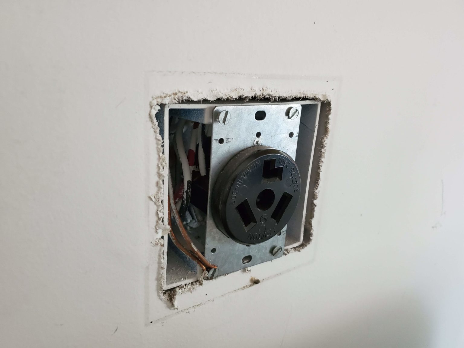 what-size-electrical-box-do-i-need-for-a-dryer-outlet-interior